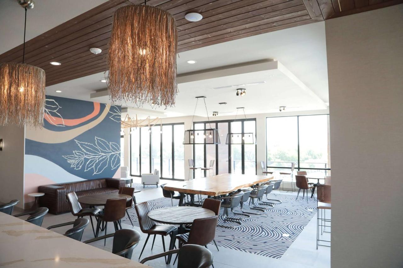The Elm, A Ramada By Wyndham Hotel Little Elm Buitenkant foto