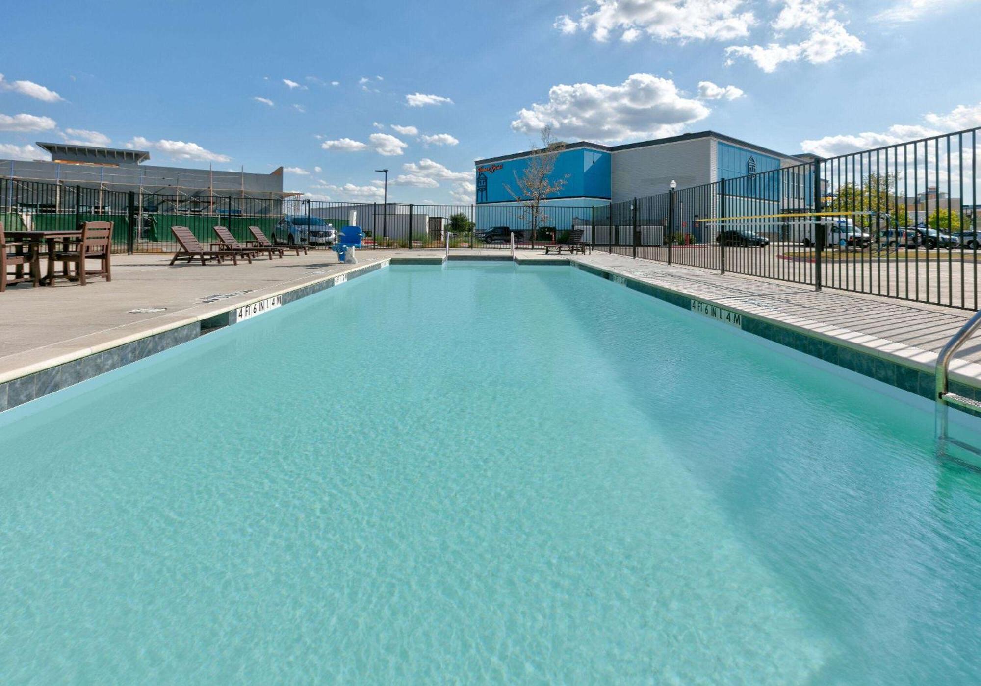 The Elm, A Ramada By Wyndham Hotel Little Elm Buitenkant foto